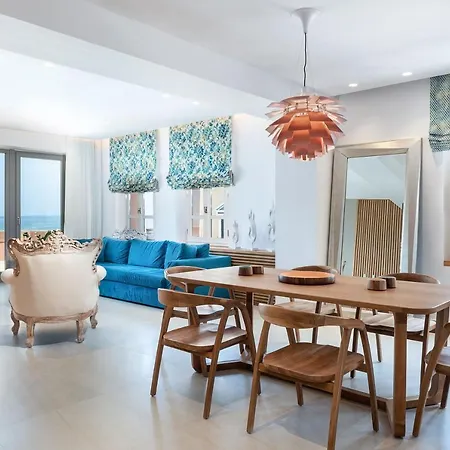 Avra Venetian Harbour Apartment