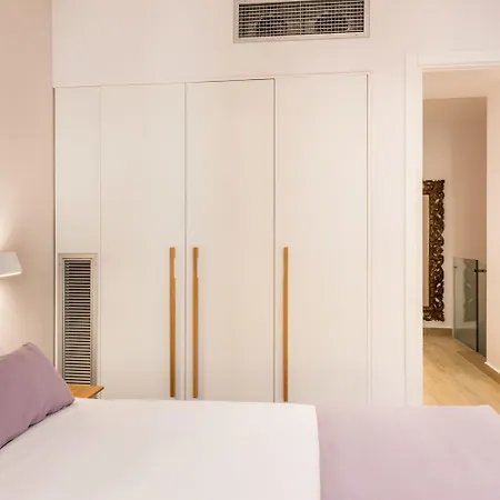 Avra Venetian Harbour