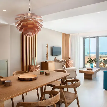 Avra Venetian Harbour Apartament