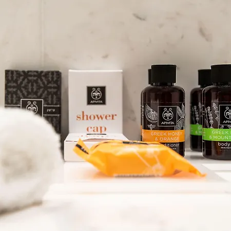 Avra Venetian Harbour Apartment *