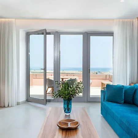 Avra Venetian Harbour Aparthotel Chania (Crete)