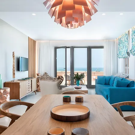 Avra Venetian Harbour Apartment *