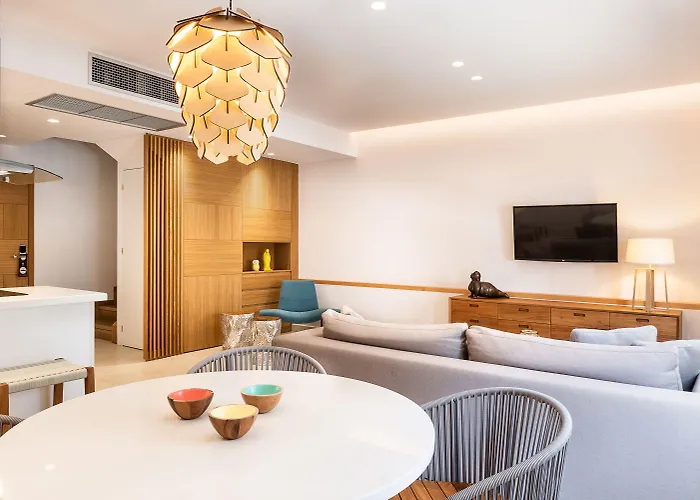 Avra Venetian Harbour *