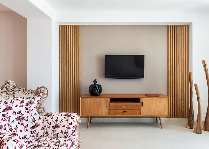 Avra Venetian Harbour Apartament *