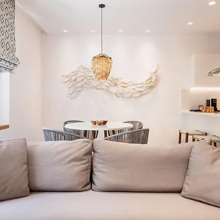 Avra Venetian Harbour Appartement *