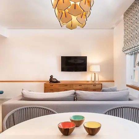 Avra Venetian Harbour * La Canée