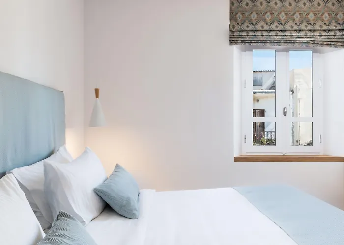 Avra Venetian Harbour * Chania (Crete)